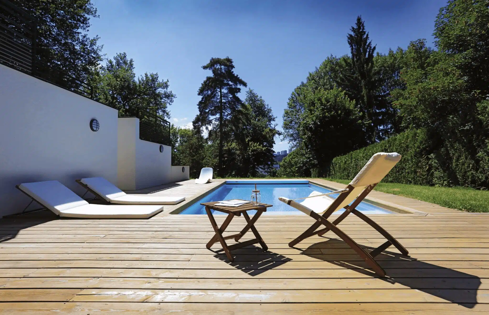 Equipements & Accessoires de Piscines | Piscines Desjoyaux