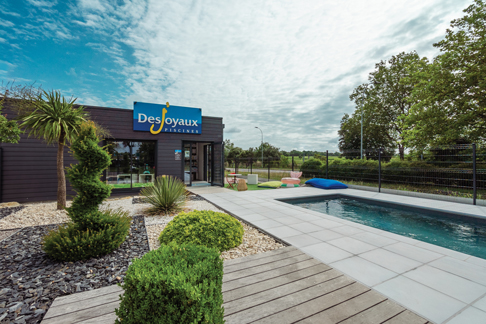 PISCINES 16 (Chateaubernard)